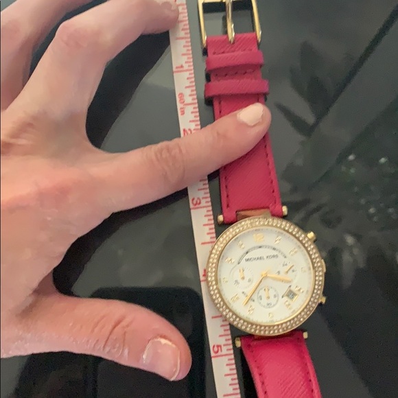 ✨SOLD✨Authentic Michael Kors watch - Picture 5 of 6
